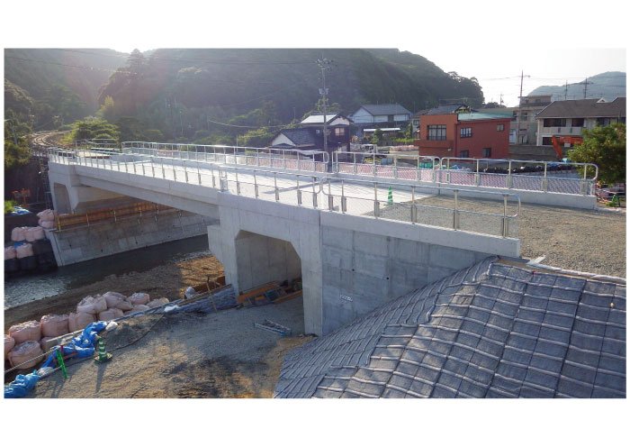 山陰線須佐橋りょう外災害復旧他工事