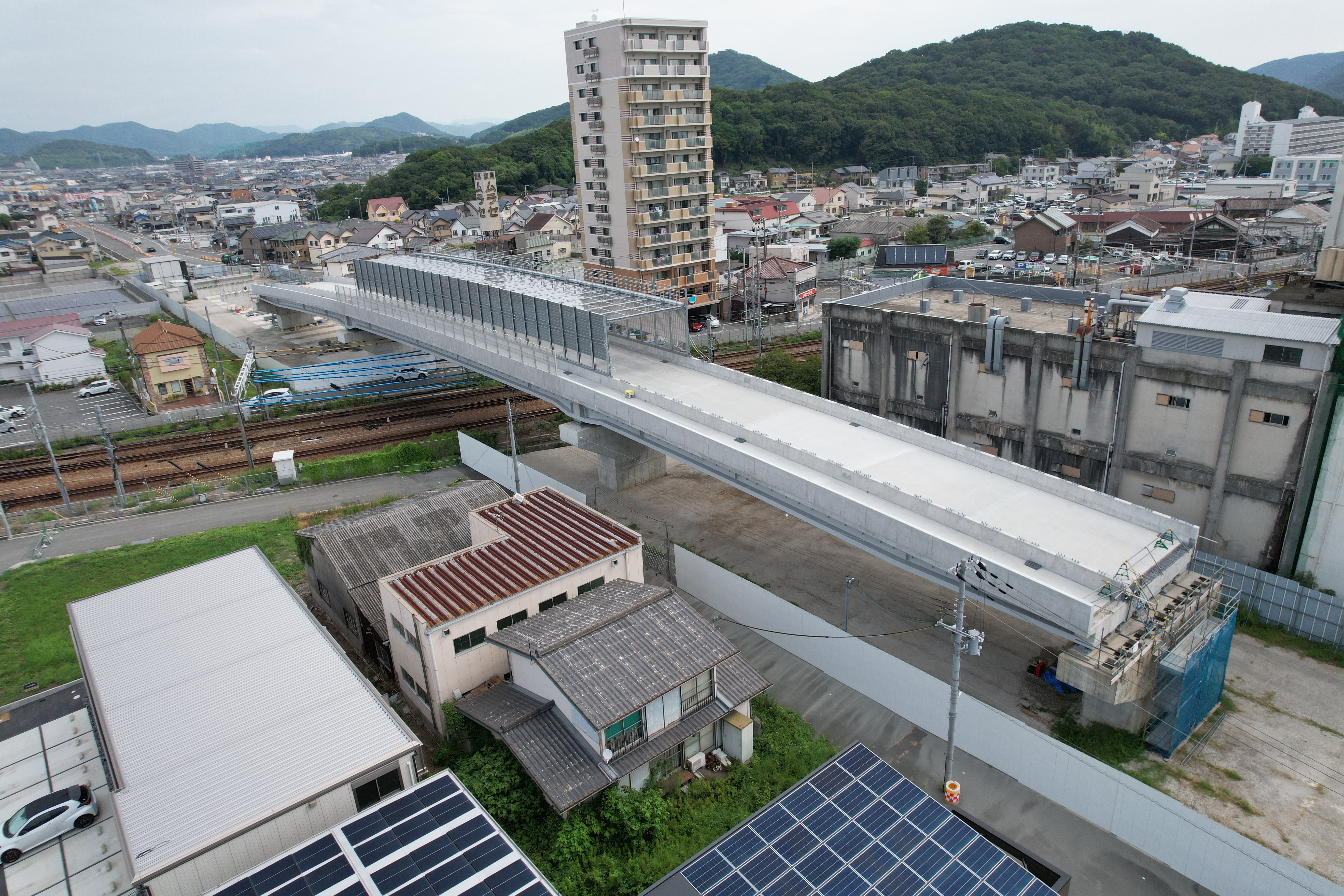 網干構内茶ノ木こ線橋新設